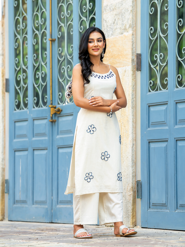 IVORY THREAD ELEGANCE KURTA SET