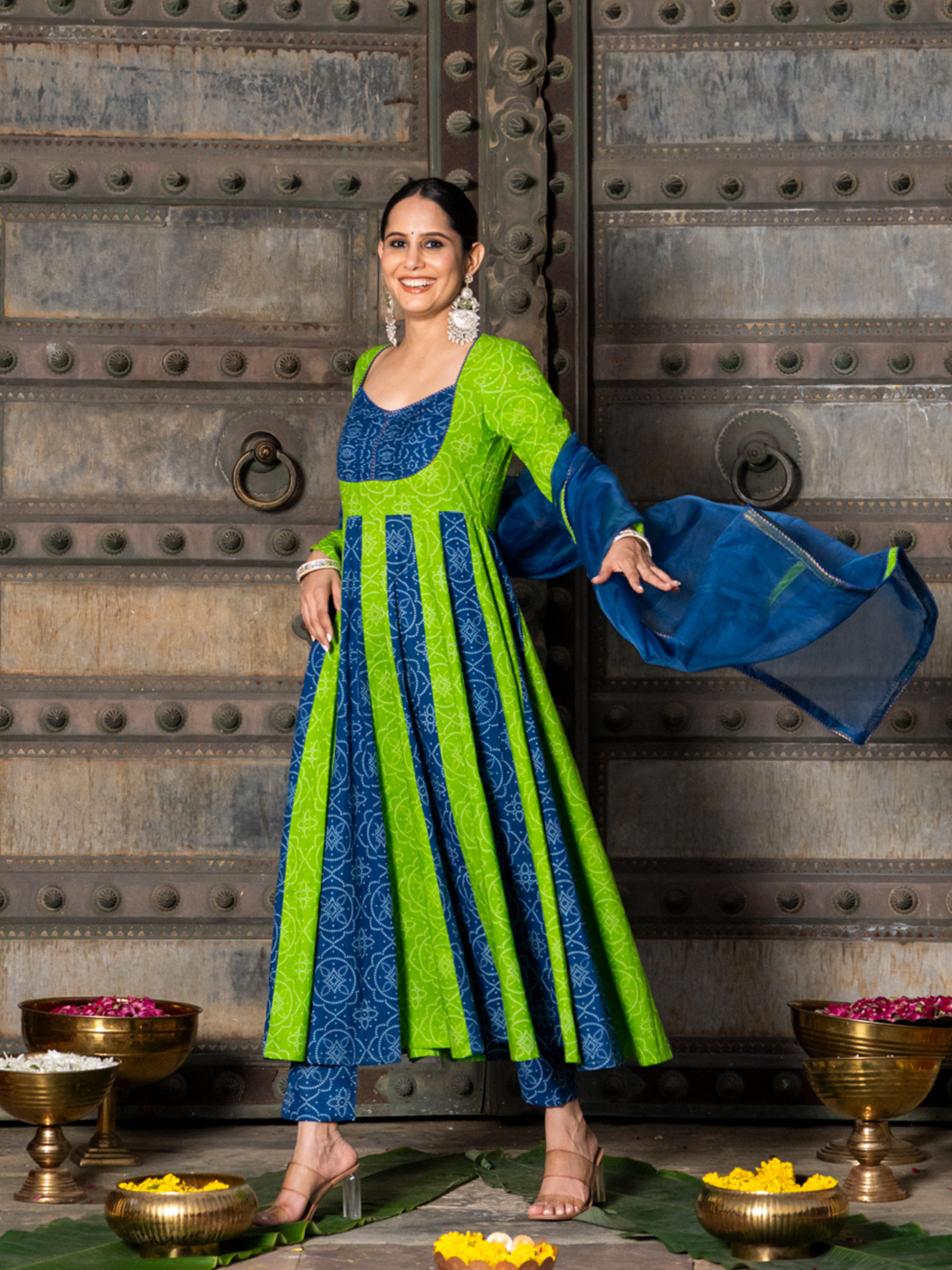 BANDHANI MELODY COTTON SUIT SET