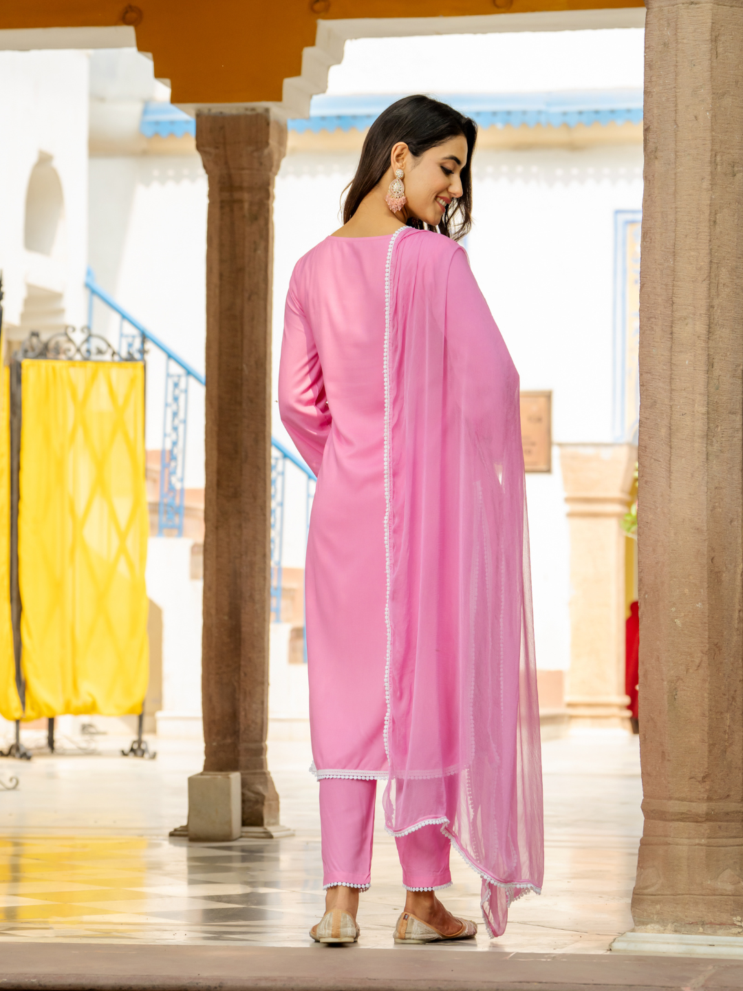 CLASSIC PINK LACE KURTA SET
