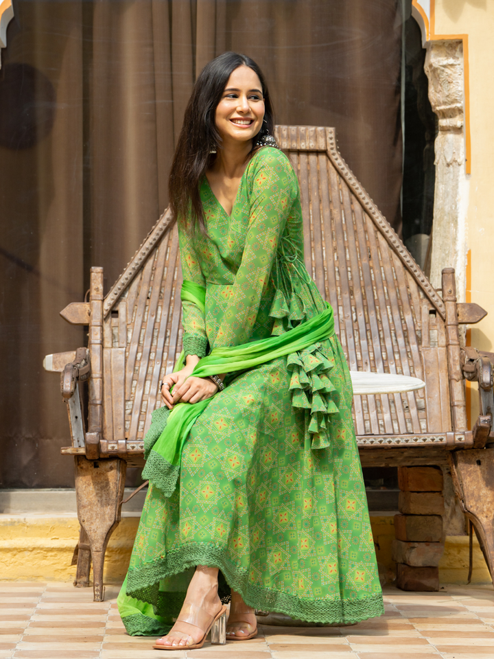 GREEN GEORGETTE BANDHEJ SUIT SET