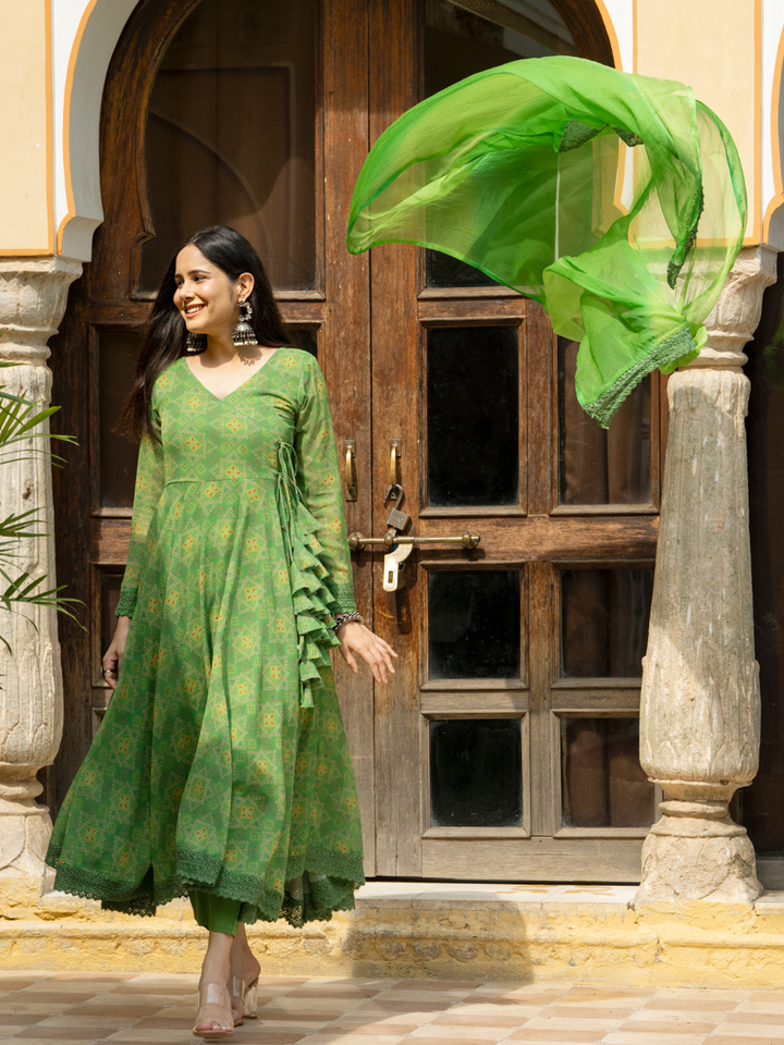 GREEN GEORGETTE BANDHEJ SUIT SET