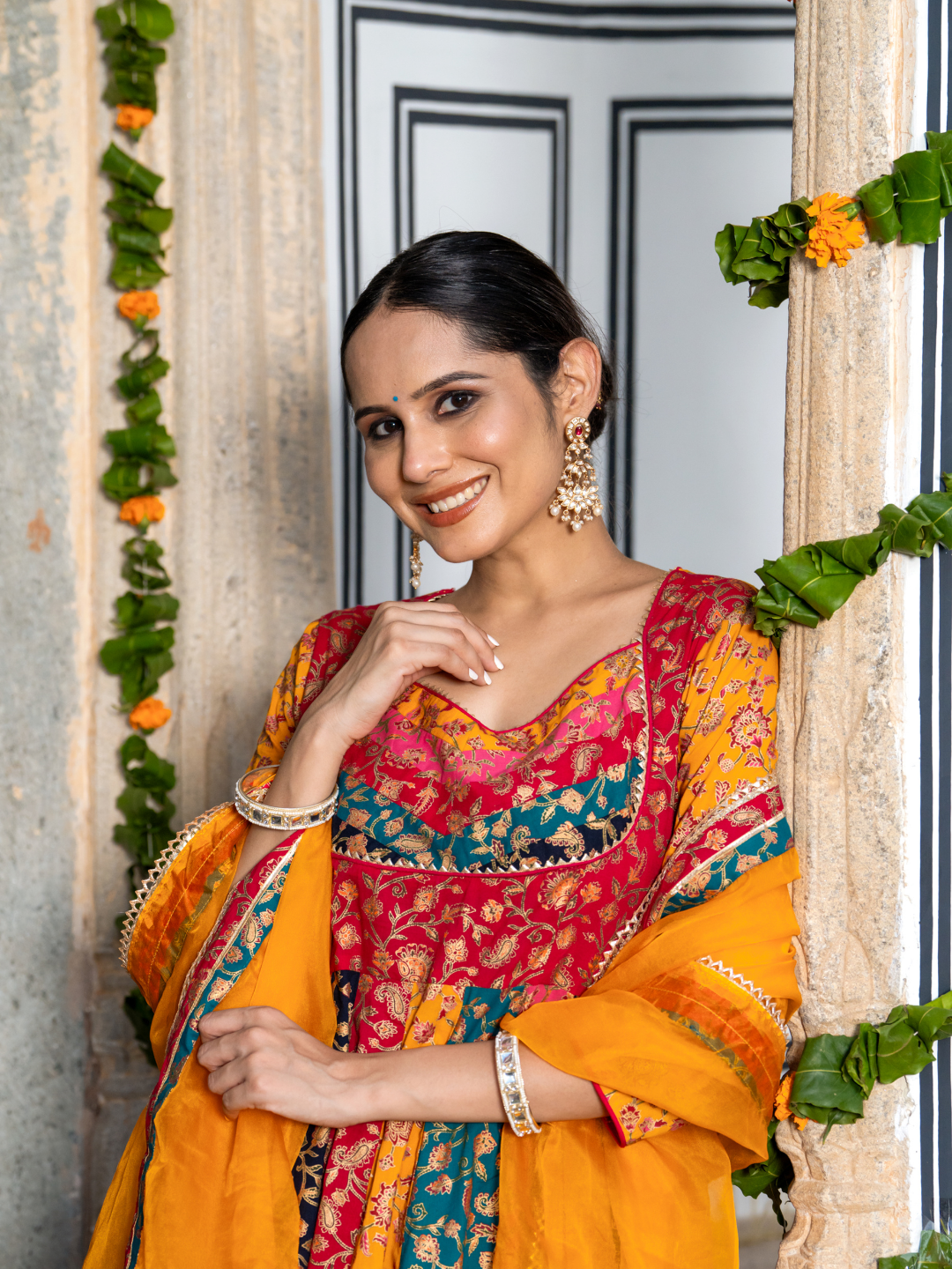 LUXE SPLENDOR ANARKALI SUIT SET