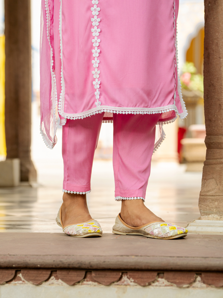 CLASSIC PINK LACE KURTA SET