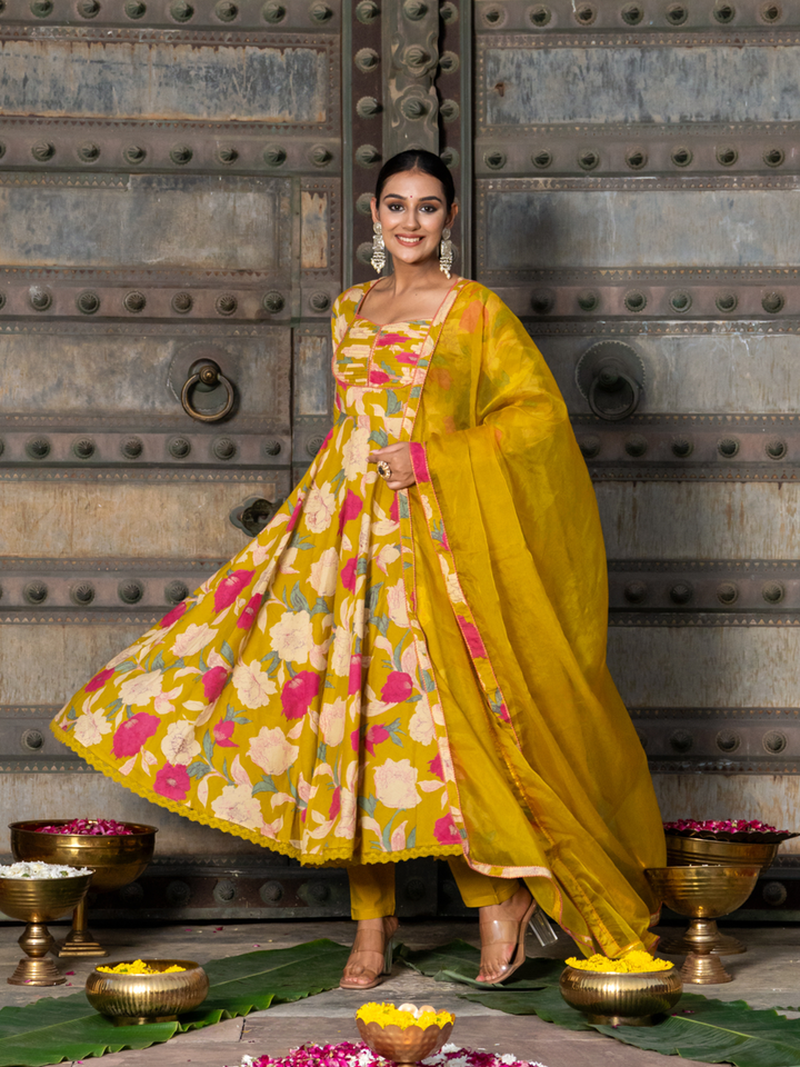 MUSTARD MELODY COTTON SUIT SET