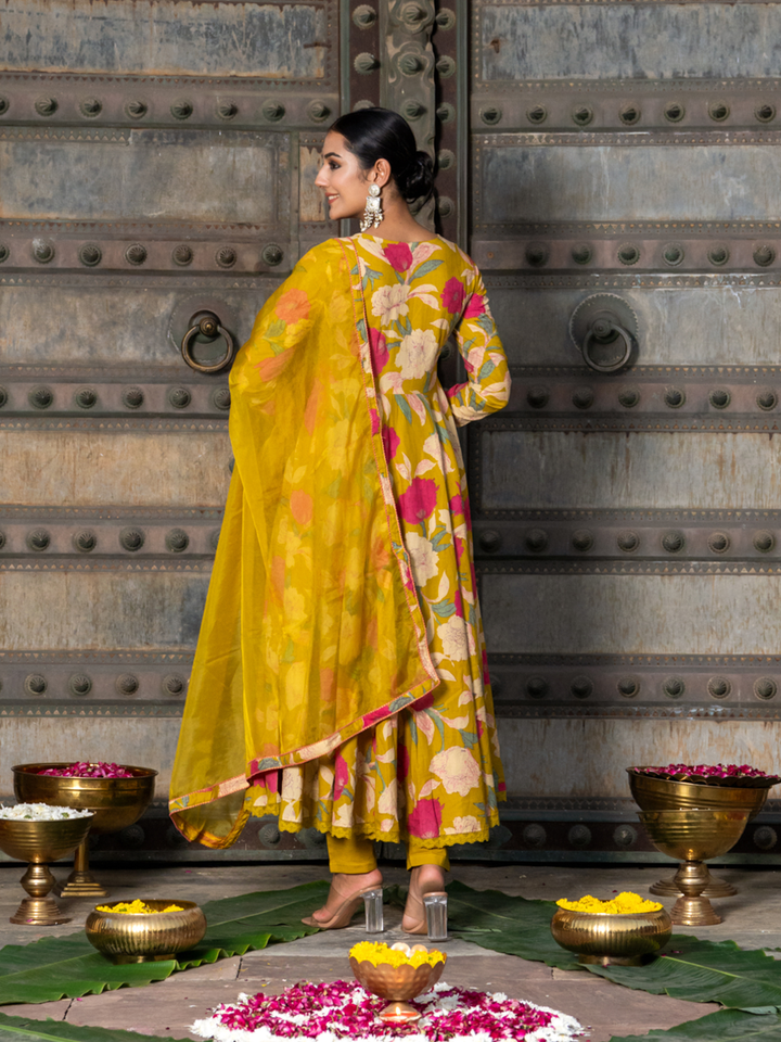 MUSTARD MELODY COTTON SUIT SET