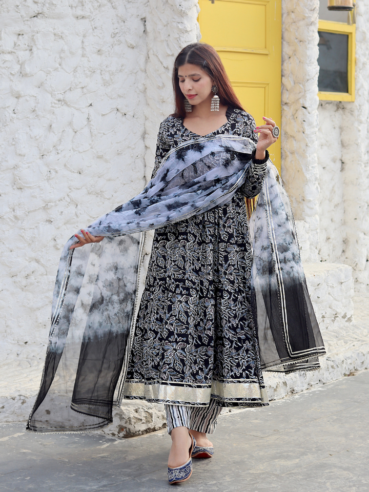 BLACK HAND BLOCK GOTA SUIT SET