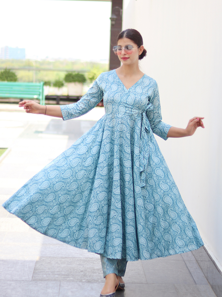BLUE PAISLEY PRINTED ANGRAKHA SET