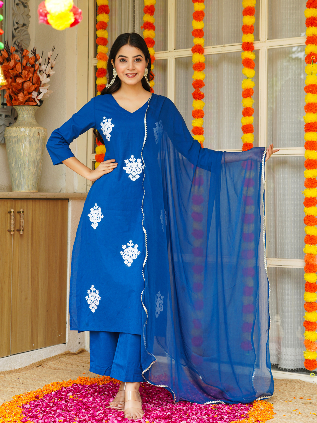 ROYAL BLUE AARI KURTA SET