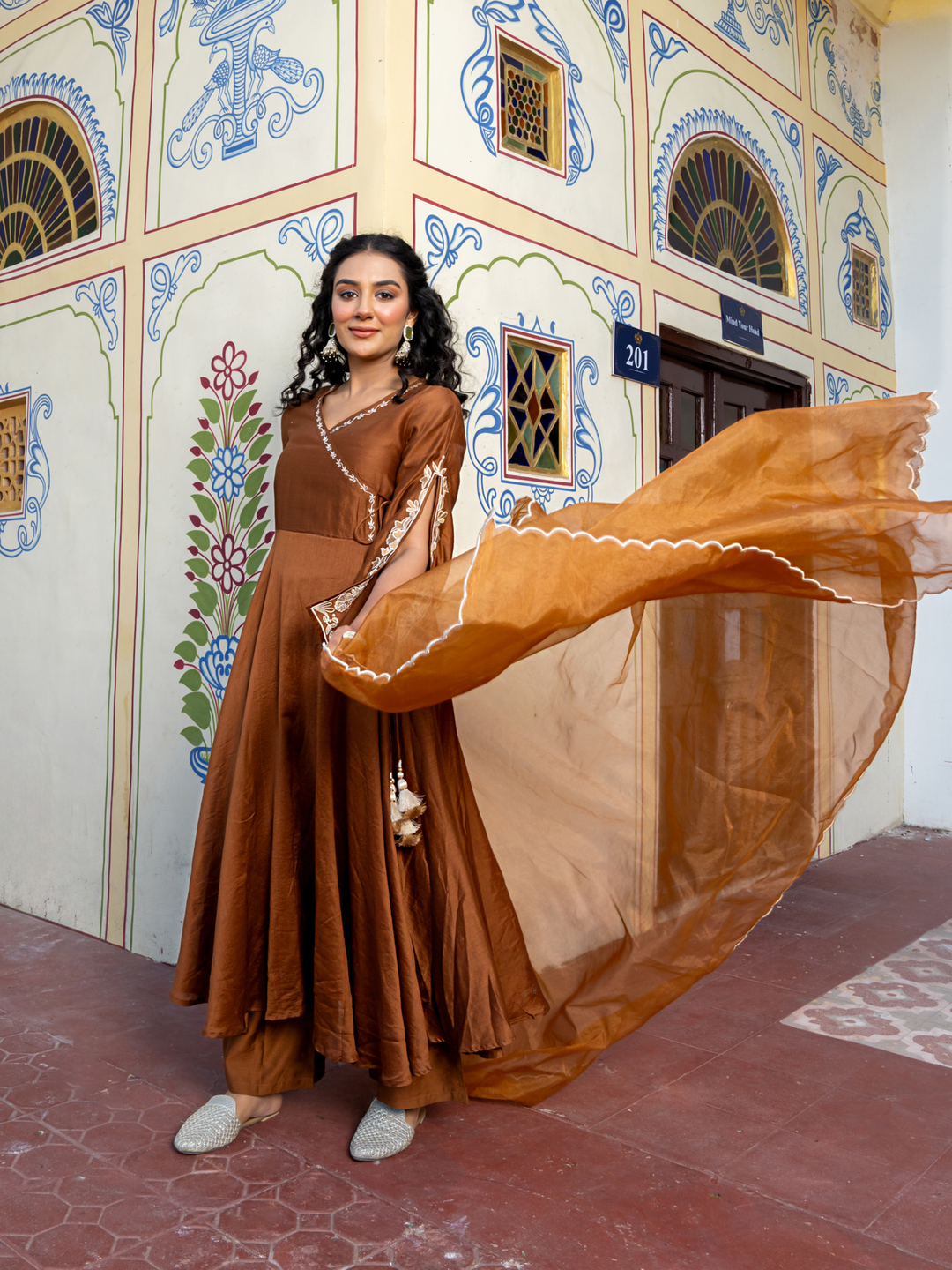 LUXE BROWN CHANDERI EMBROIDERY SUIT SET