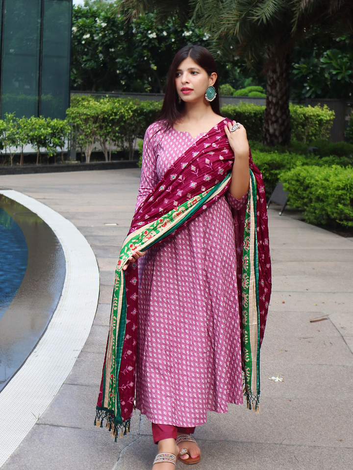 PINK COTTON HEAVILY PRINTED SUIT SET