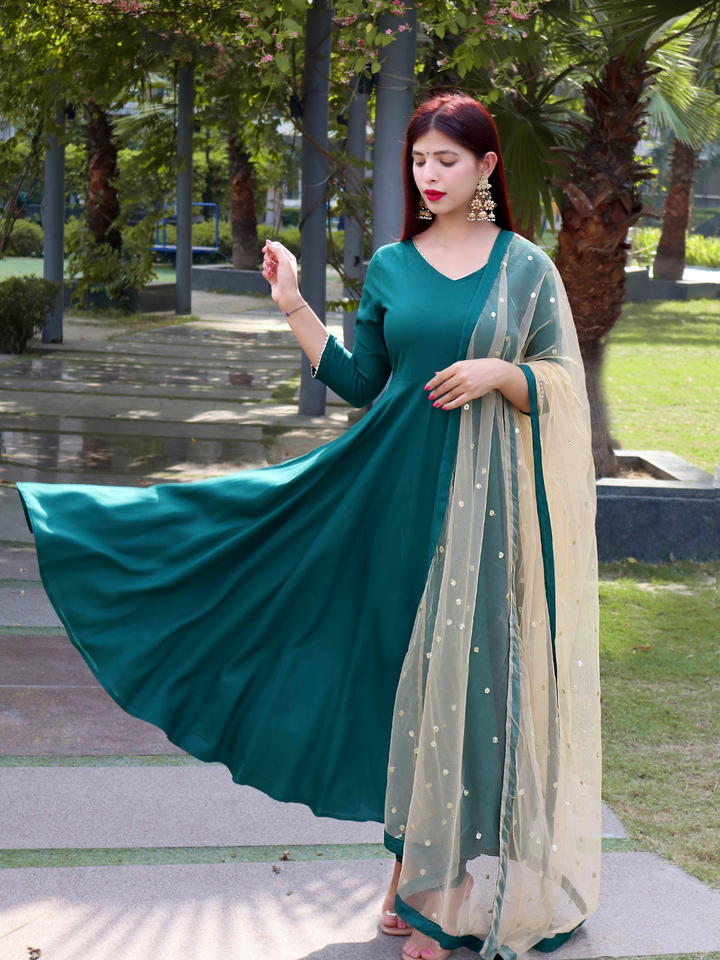 OLIVE SEQUINED FLARED SUIT SET