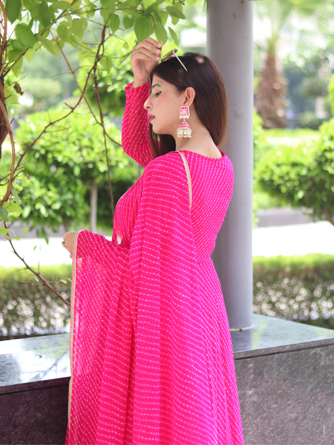PINK GEORGETTE LEHERIYA SUIT SET