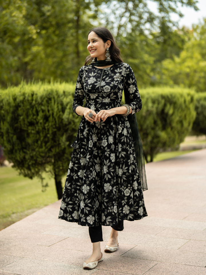 BLACK COTTON FLORAL SUIT SET