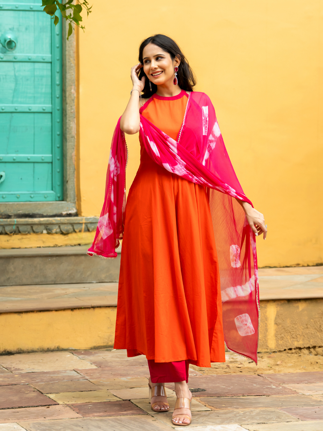 ORANGE CLASSIC CHARM SUIT SET