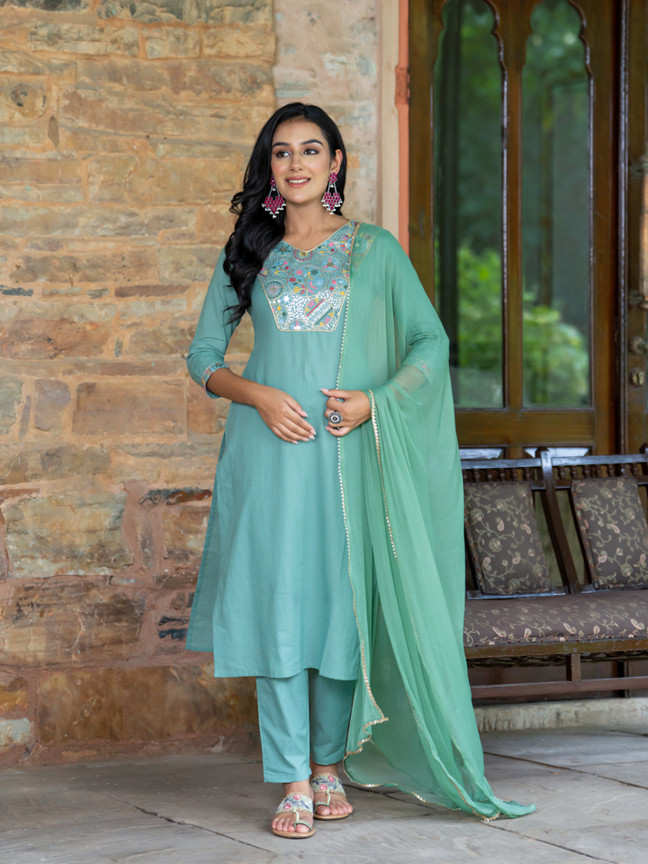 CLASSIC COMFORT PISTA KURTA SET