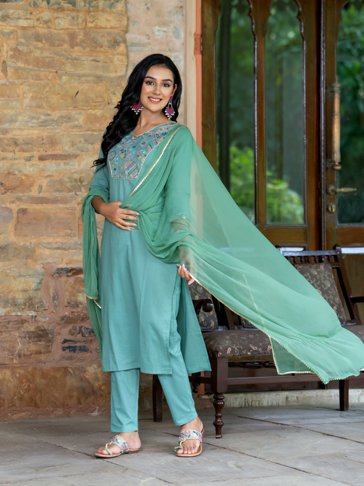 CLASSIC COMFORT PISTA KURTA SET