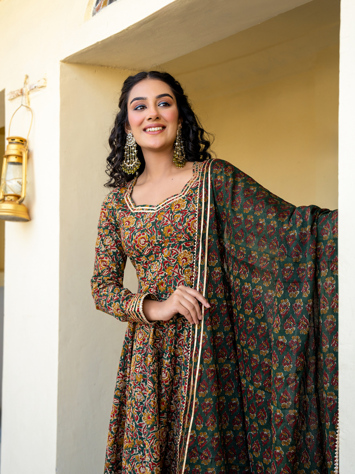 VINTERRA COTTON FRILLED SUIT SET