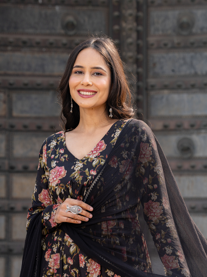 BLACK FLORAL KURTA SET