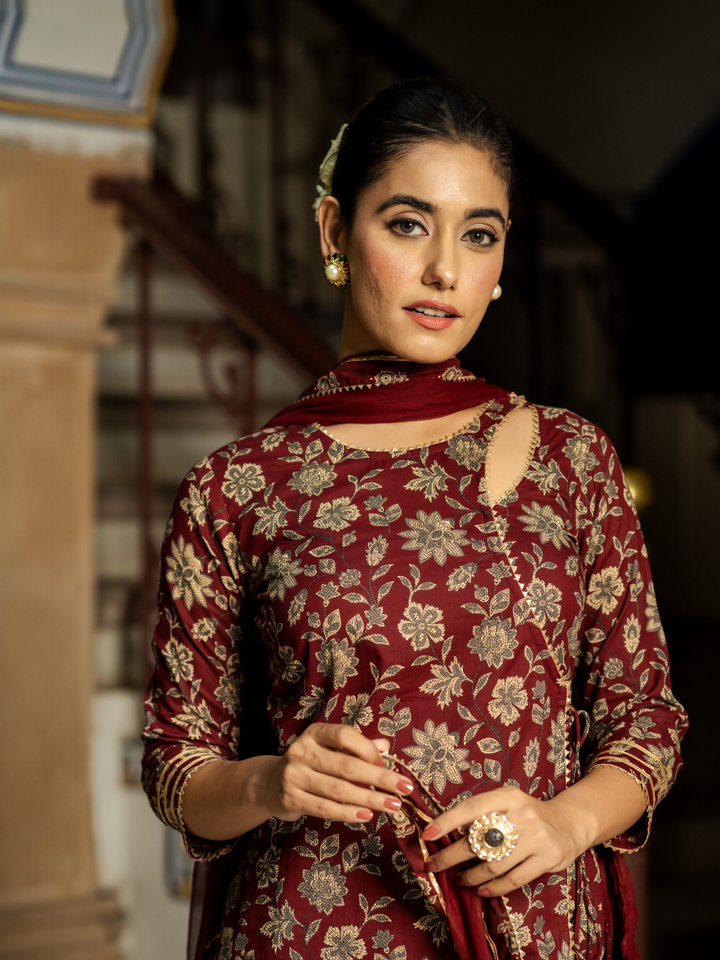 ENRICHED WINE BLOSSOM KURTA SET