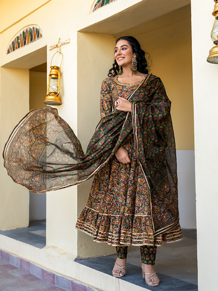 VINTERRA COTTON FRILLED SUIT SET