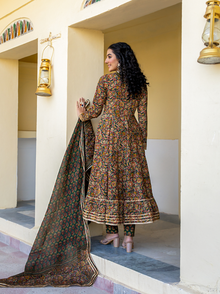 VINTERRA COTTON FRILLED SUIT SET
