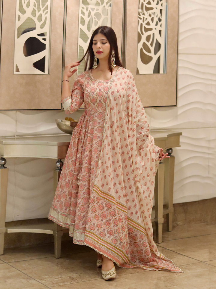 CREAM PRINTED GOTA PATTI SUIT SET