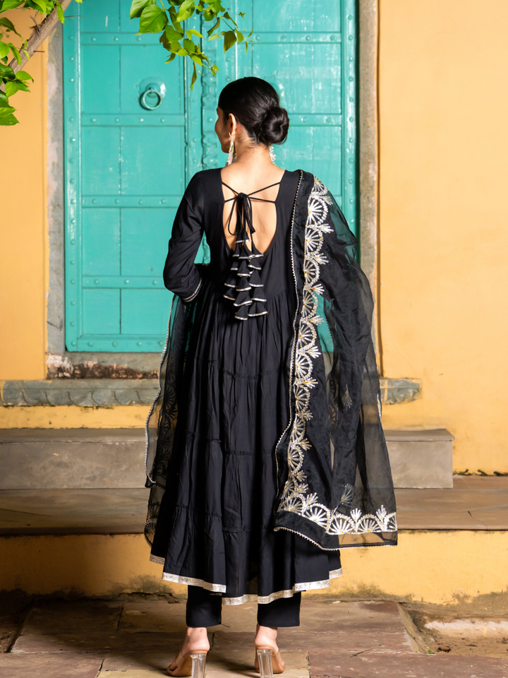 BLACK REGAL GOTA SUIT SET