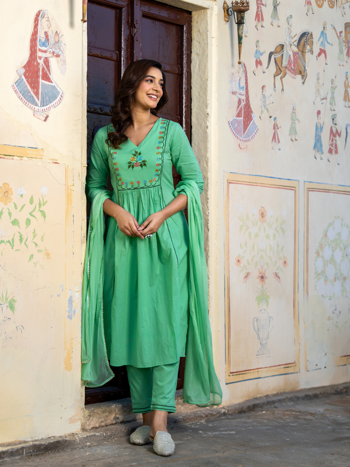 EMERA COTTON EMBROIDERED KURTA SET
