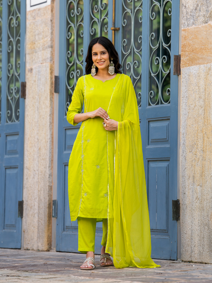 LUSH GREEN ZARI KURTA SET