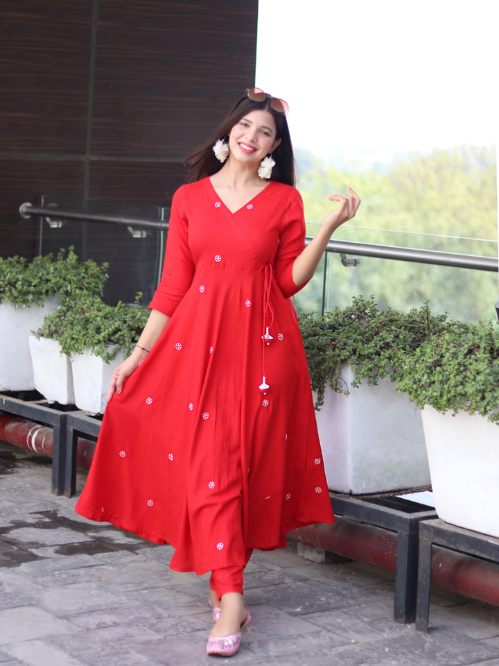 RED EMBROIDERED HANDWORKED SUIT SET