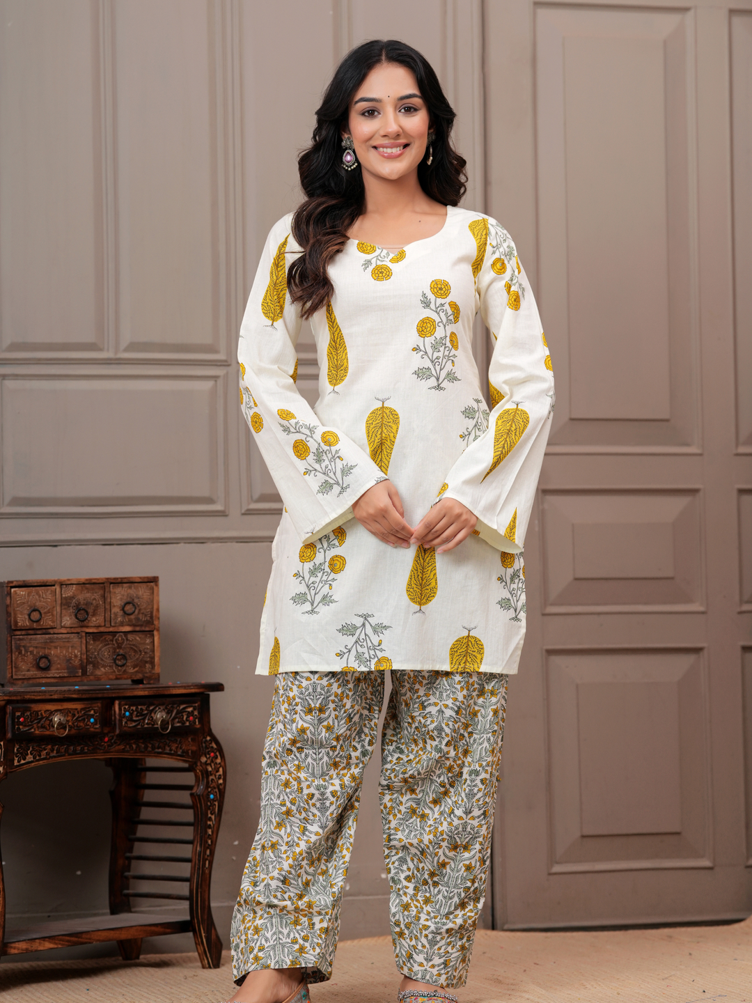 OCHRE LEAF FLORAL FARSI SET