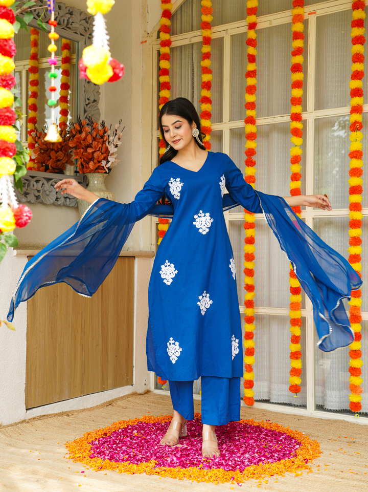 ROYAL BLUE AARI KURTA SET