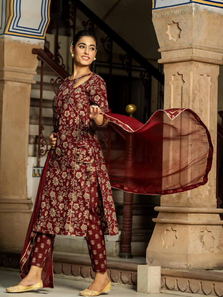 ENRICHED WINE BLOSSOM KURTA SET