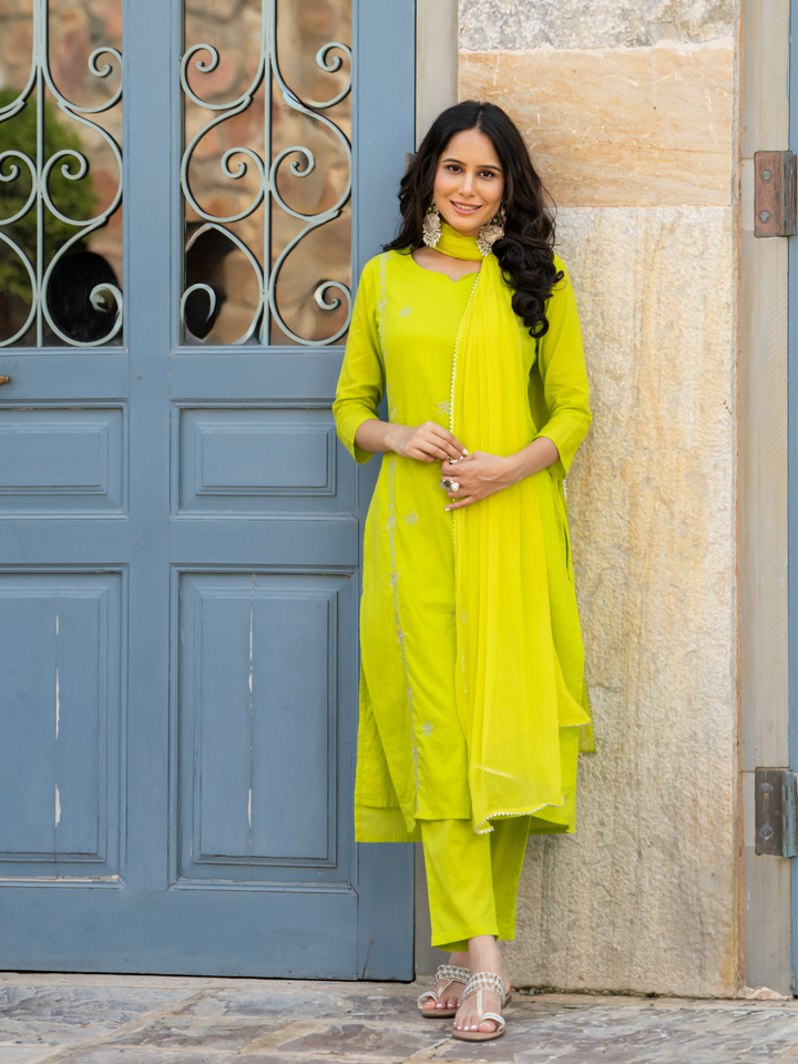 LUSH GREEN ZARI KURTA SET