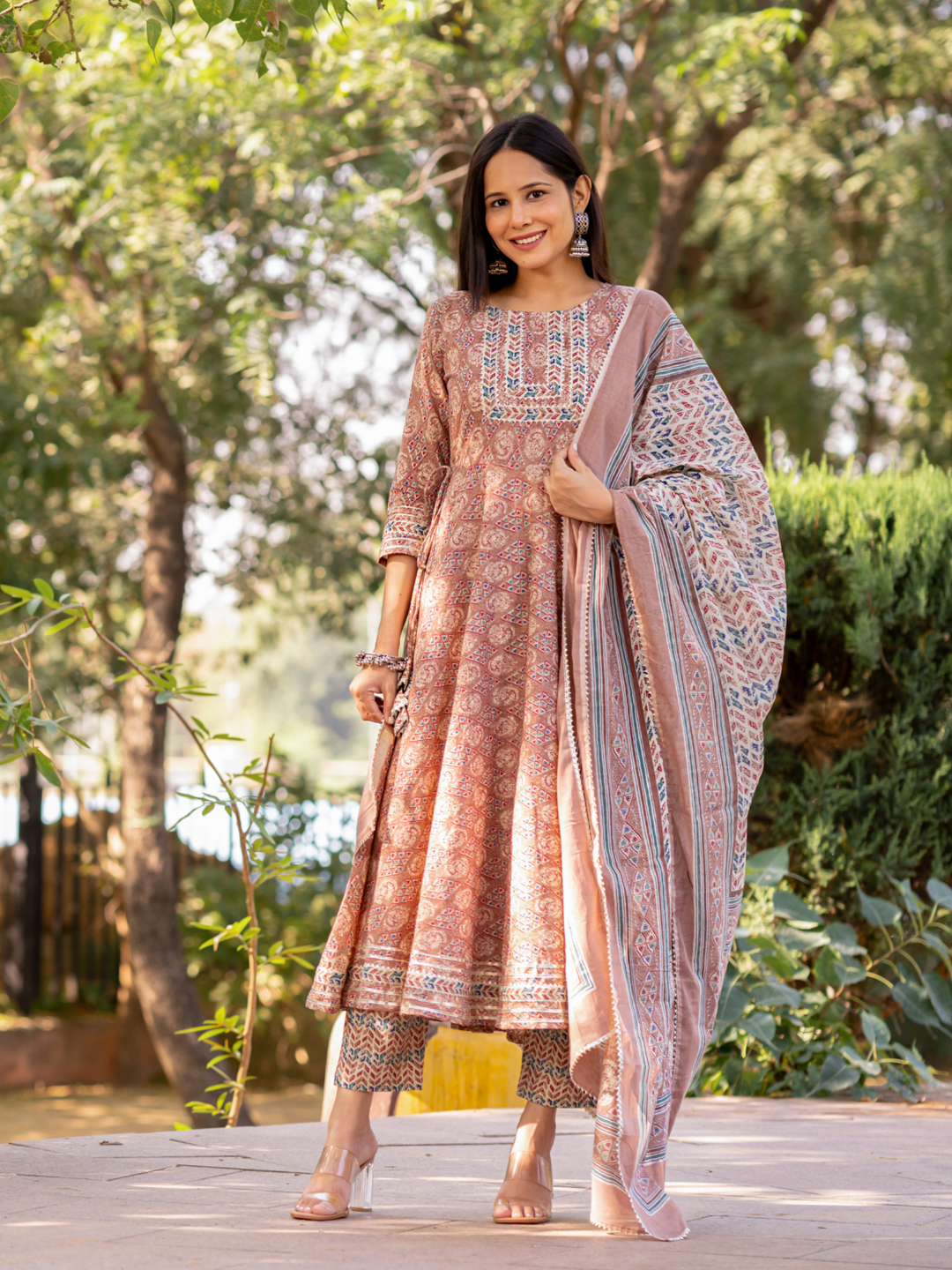 ETHEREAL GOTA EMBELLISHED ANARKALI SET