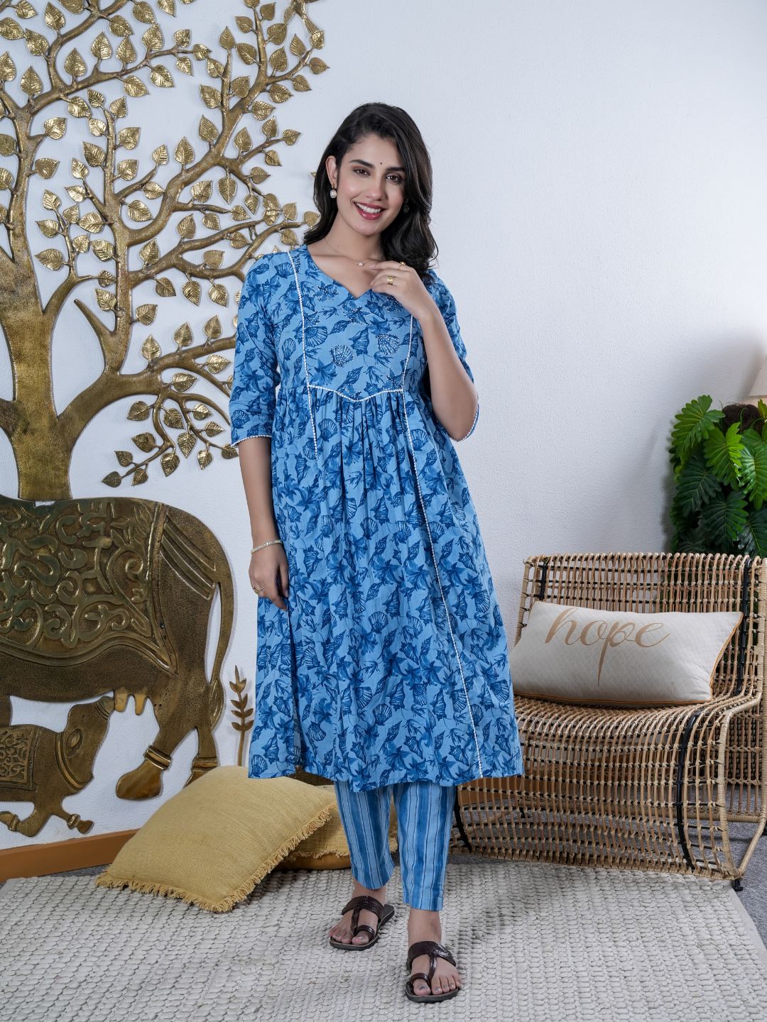 NEEL KANTHA BHARAI COTTON SUIT