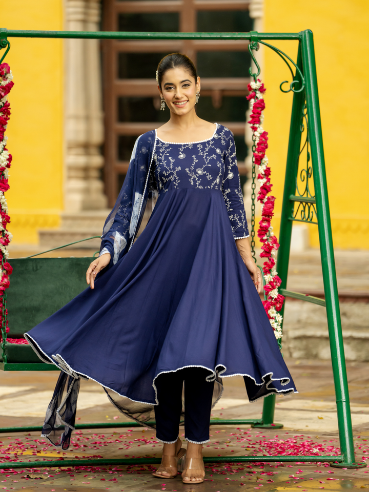 REGAL NAVY ELEGANCE SUIT SET