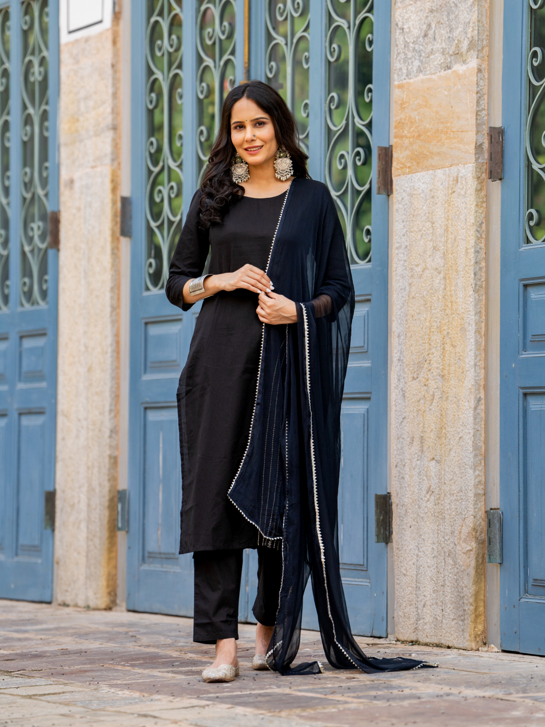 BLACK ARTISAN ZARI KURTA SET