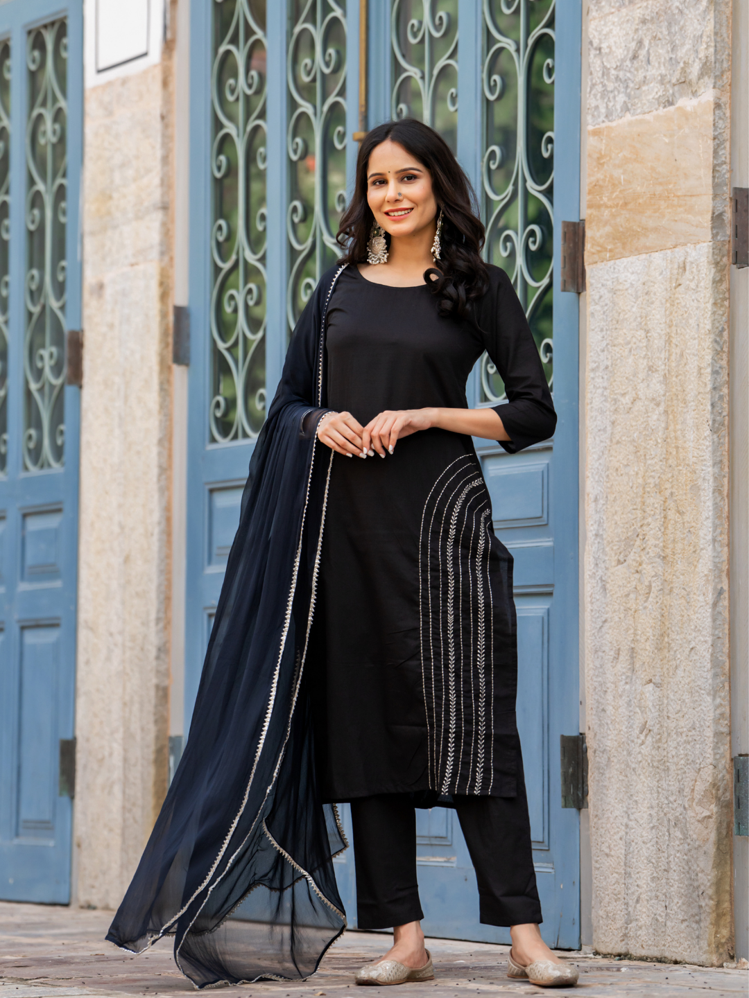 BLACK ARTISAN ZARI KURTA SET