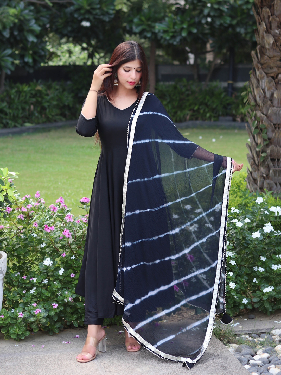BLACK NAZNEEN FLARED SUIT SET