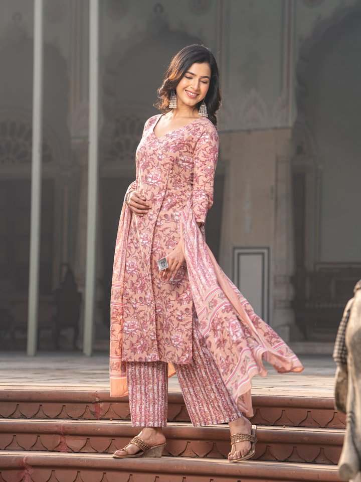 PEACH SERENITY KURTA SET