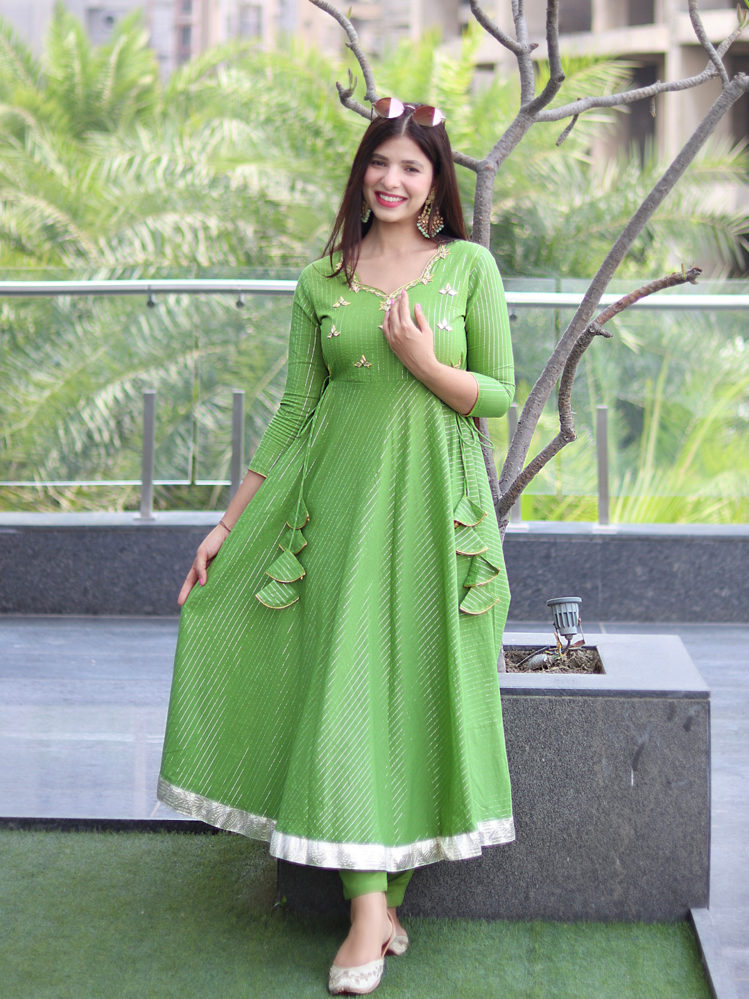 GREEN HANDWORKED SUIT SET