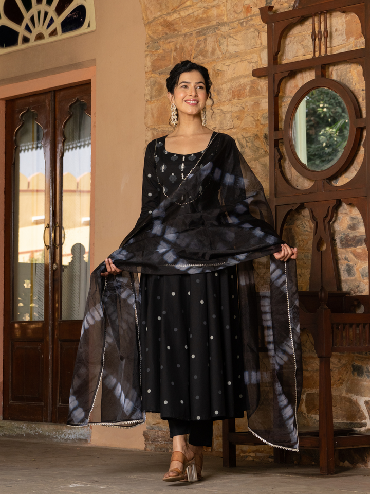 COTTON ETHEREAL NOIR SUIT SET