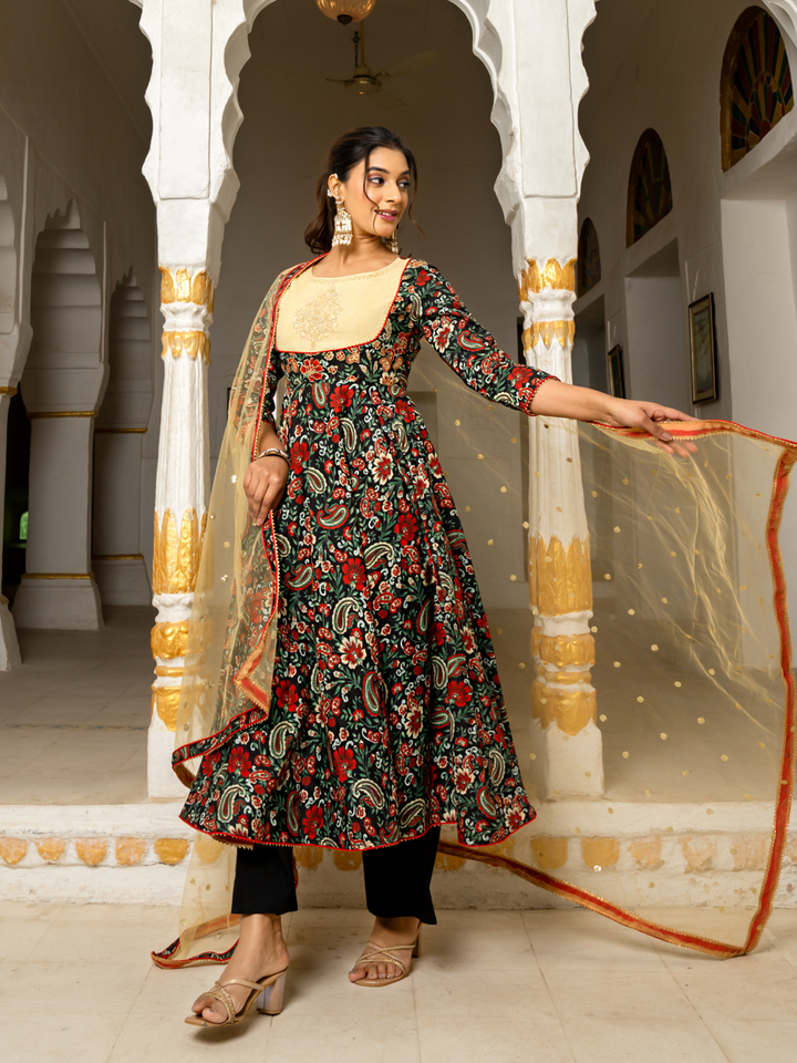 ZARIKA COTTON LACE SUIT SET