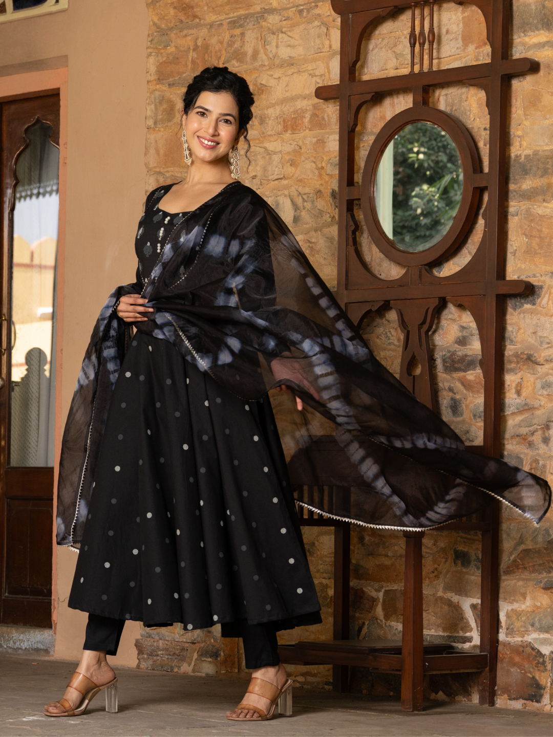 COTTON ETHEREAL NOIR SUIT SET