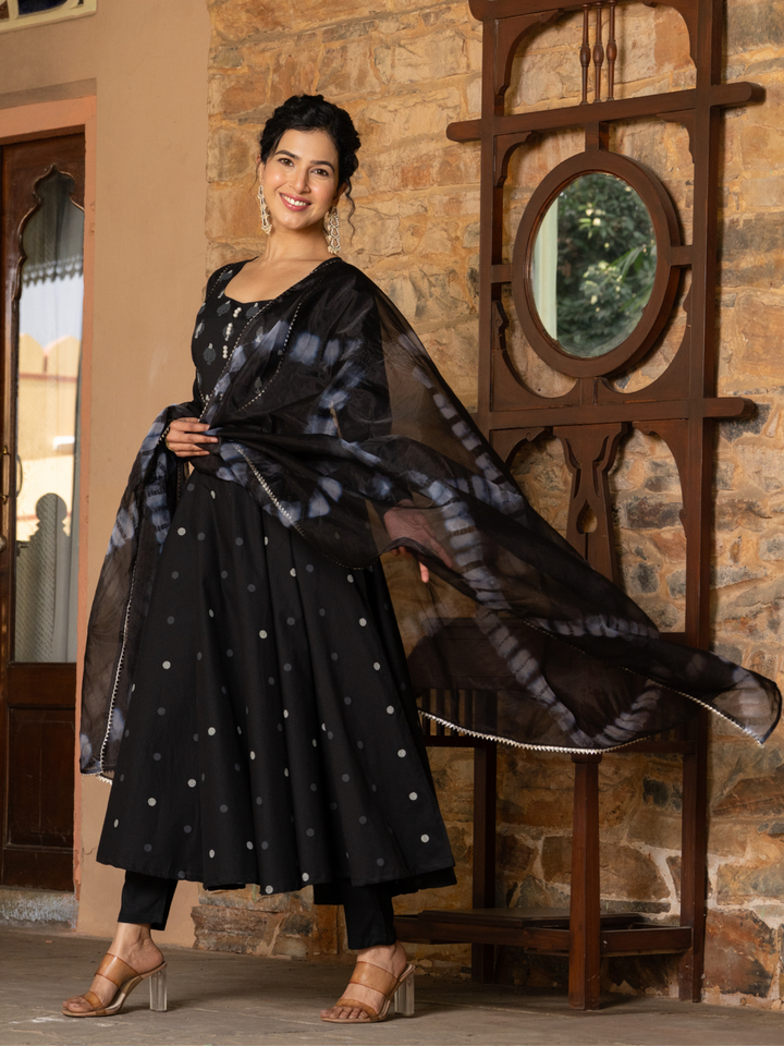COTTON ETHEREAL NOIR SUIT SET