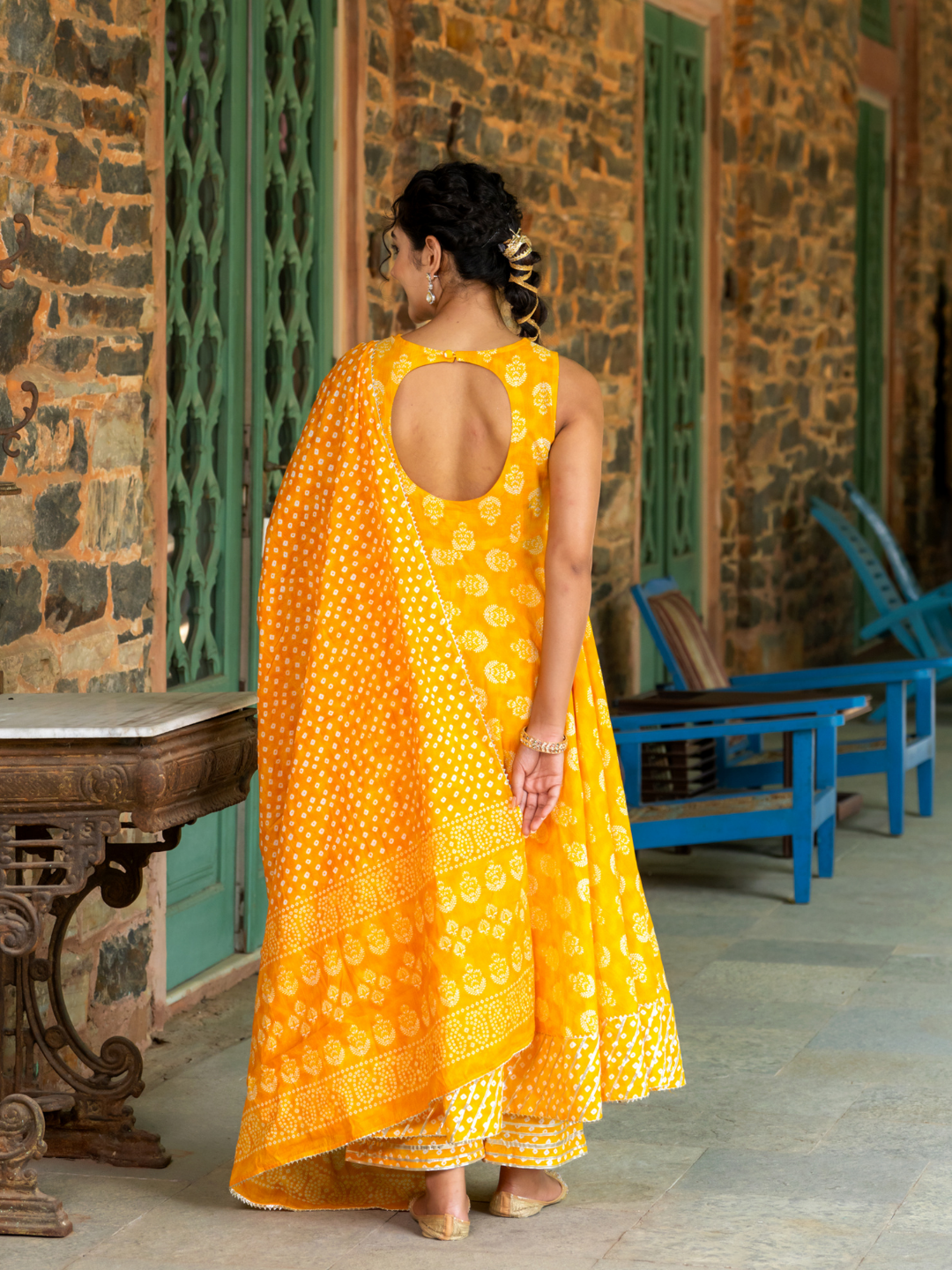 YELLOW GLOW MIRROR ANARKALI SET