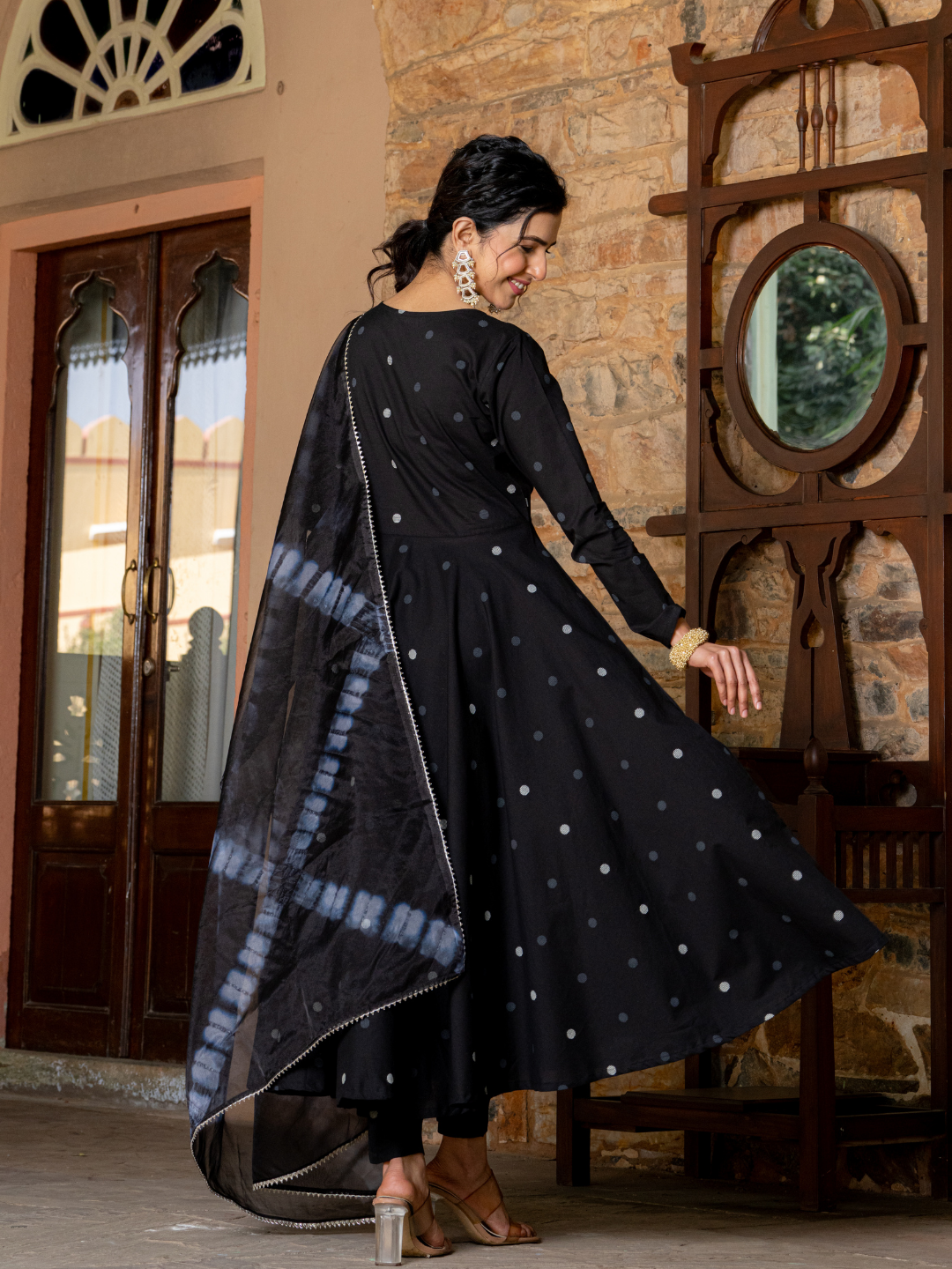 COTTON ETHEREAL NOIR SUIT SET