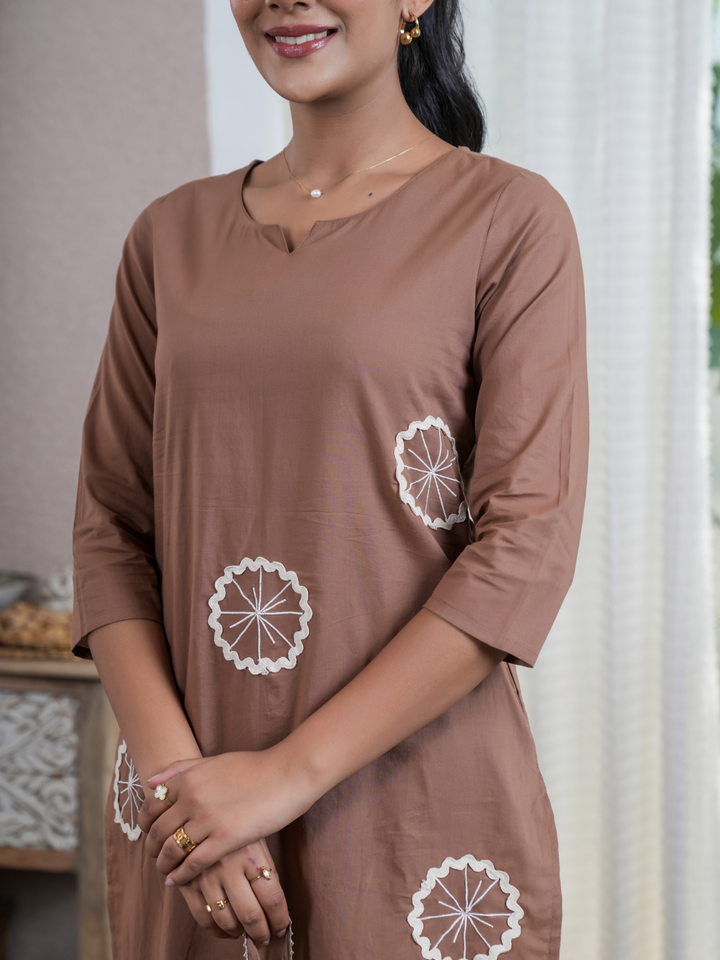BADAMI HASTKALA COTTON SUIT