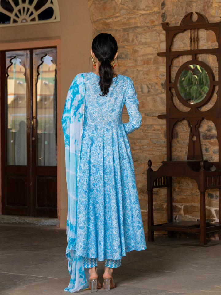 SKY BREEZE COTTON SUIT SET
